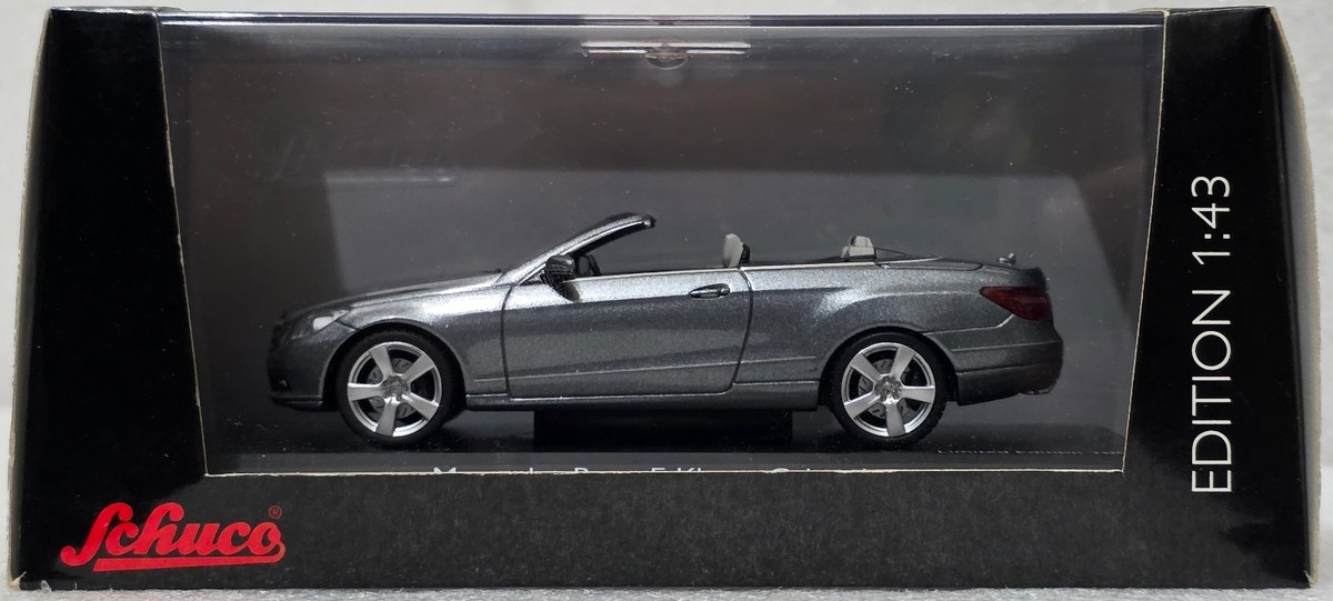 Mercedes-Benz E-Klasse (A207) Cabriolet 2010 Grey 1:43 Schuco