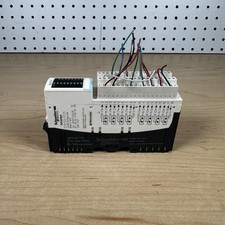 SCHNEIDER Telemecanique Advantys 24 VDC 16pt Sink STB-DDI-3725 w/ Mounting Base