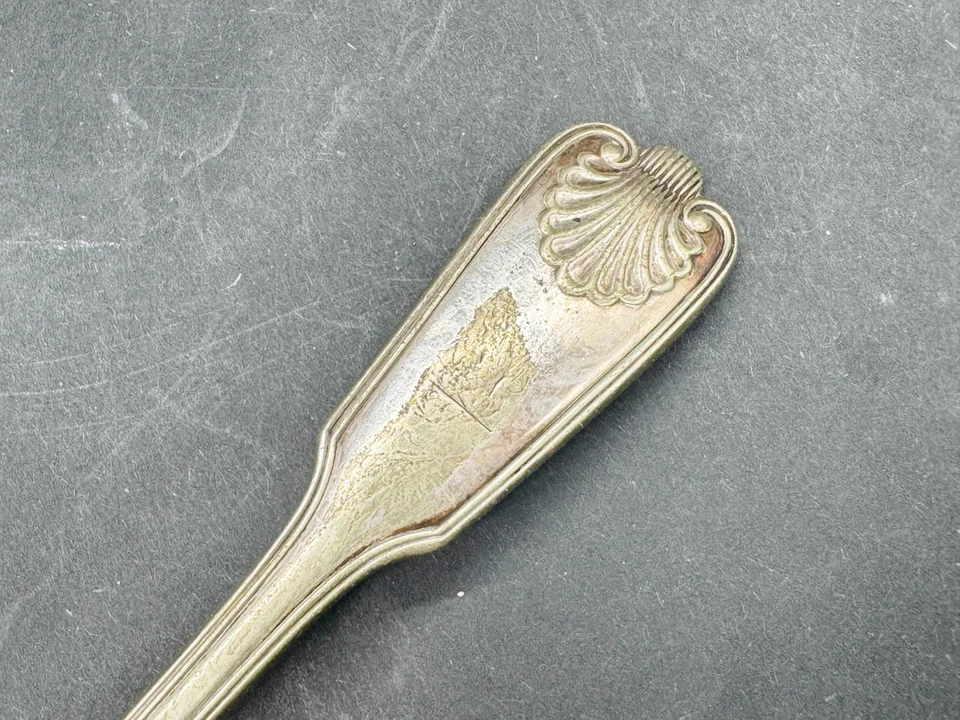 VINTAGE SILVER PLATED LADLE SHELL PATTERN SMALL SAUCE GRAVY SERVING SPOON - Image 2 of 4