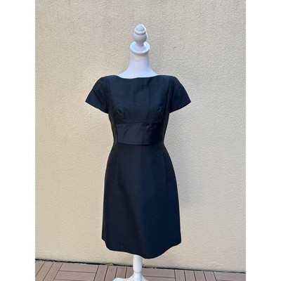 Fifth Avenue Shops Milkwaukee Short sleeve little Black wiggle Dress back tie