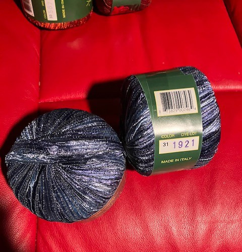 Knitting Fever GIGLIO Ribbon Yarn -choose from 5 colors - Picture 2 of 6