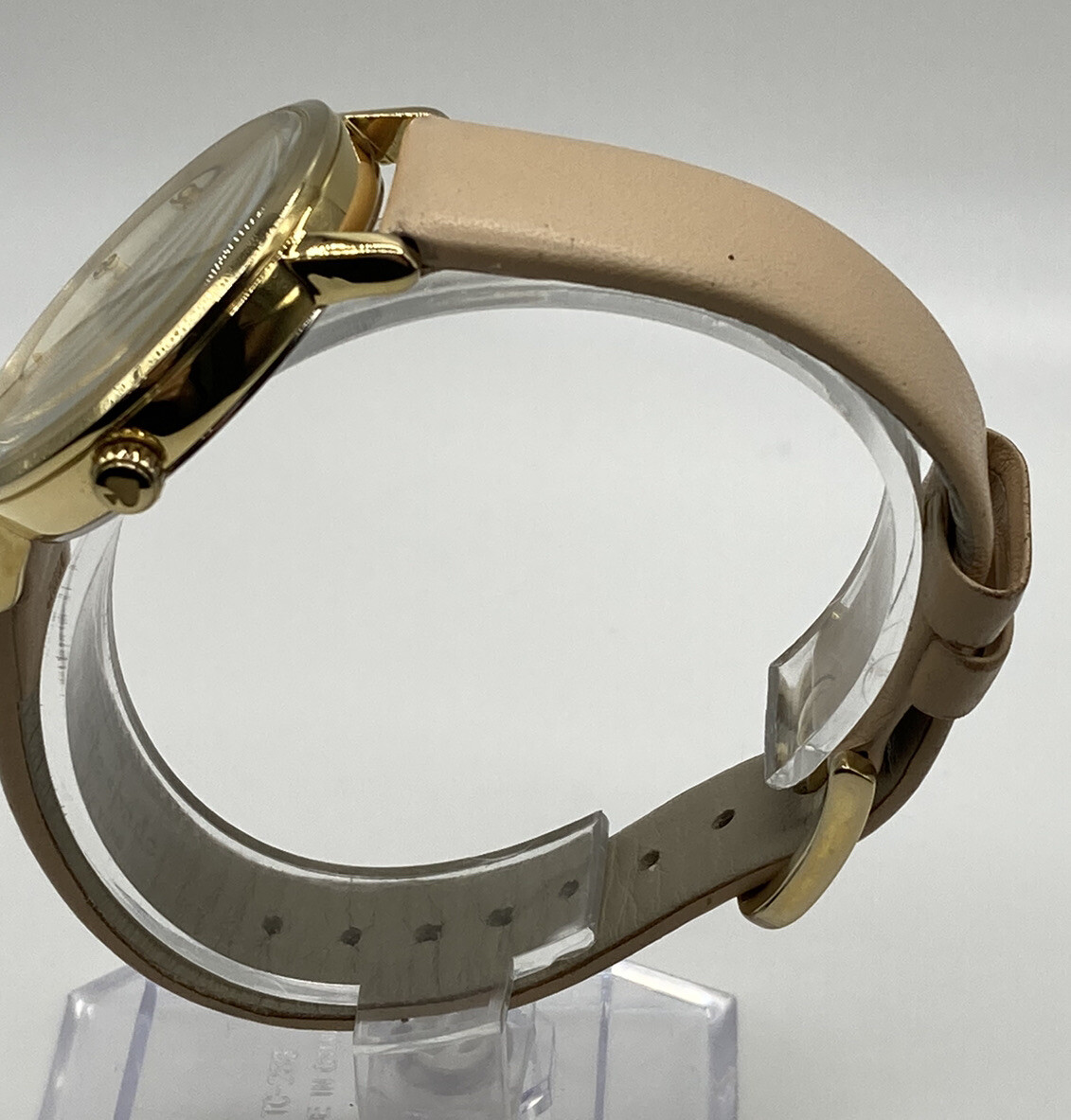 Kate Spade New York Metro Vachetta Nude Leather Straps & Goldtone Watch KSW1059 Amazon.com: Kate Spade New York Women main image 4