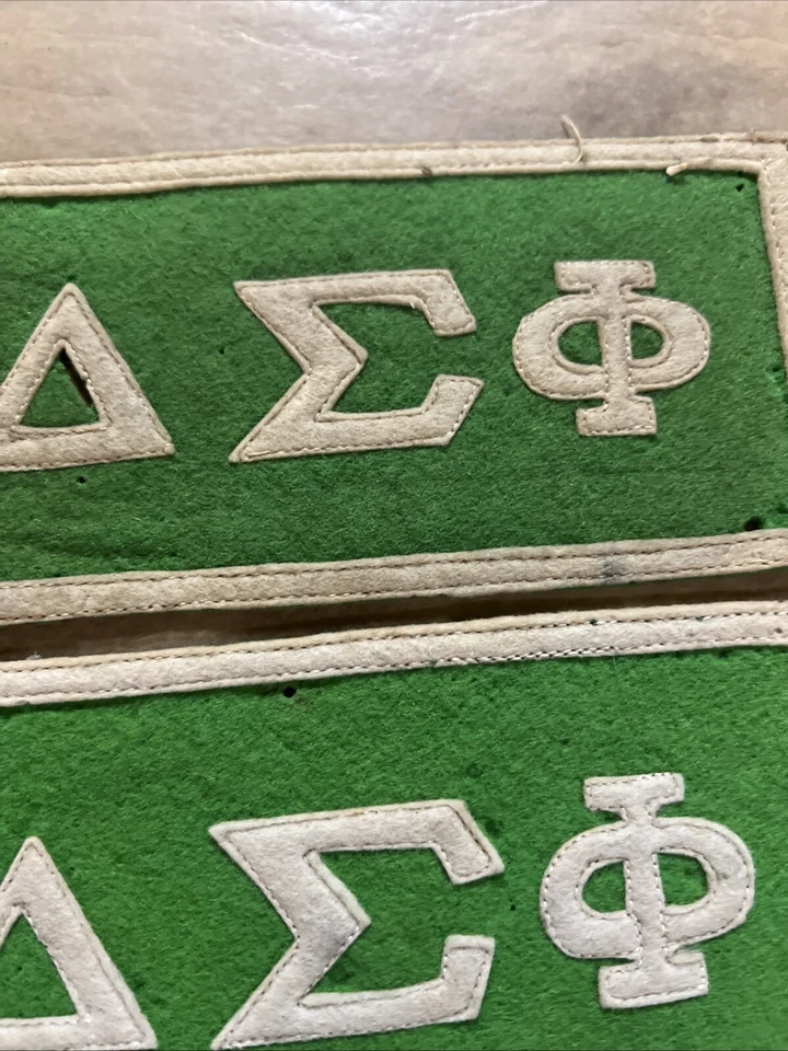 Vintage Anos 70 Delta Sigma Phi Frat Patch Desbotado EUA Esporte Universitário Grunge Anos 80 - Imagem 3 de 4