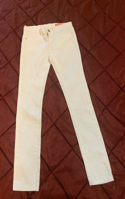 New blanknyc spay-on White Jeans Size 14 Girls