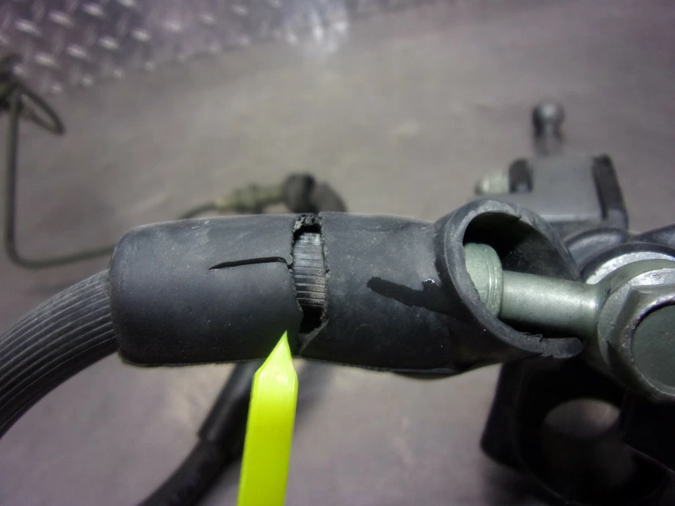 639 A HONDA GOLDWING GL1200 GL 1200 1986 OEM FRENO DELANTERO COMPLETO (A) Foto 2 de 4