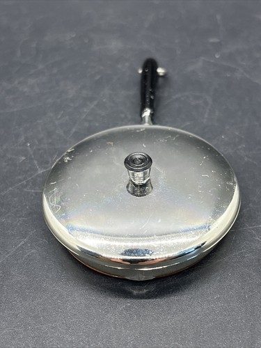 Vintage Frying Pan Fridge Magnet - Picture 5 of 6