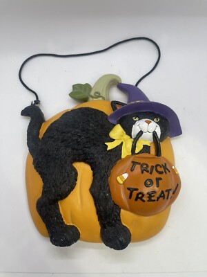 Black Cat W/ Witch's Hat Halloween Pumpkin Trick or Treat Figi Hanging Door Sign