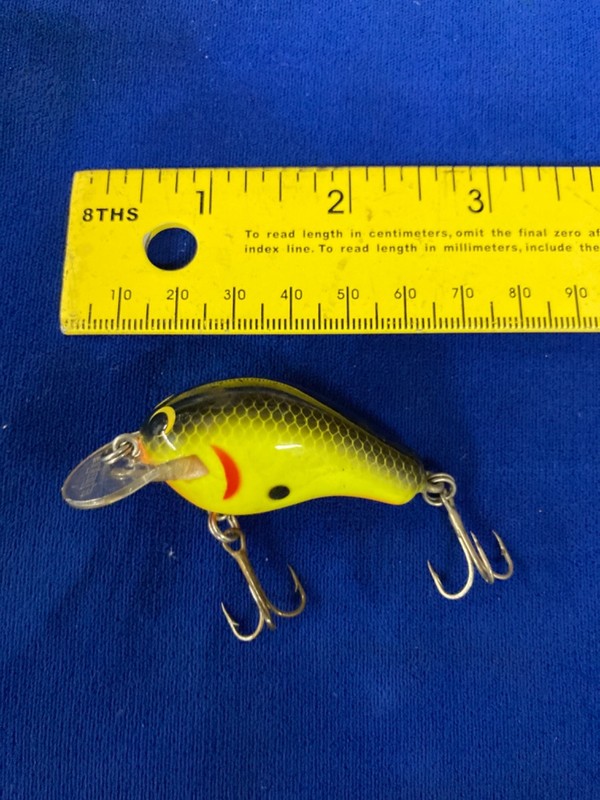 VINTAGE BAGLEY DIVING KILLER S-2 FISHING LURE
