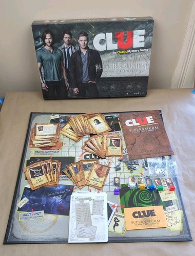 2014 CLUE Supernatural Join the Hunt Board Game - Complete USAopoly Hasbro