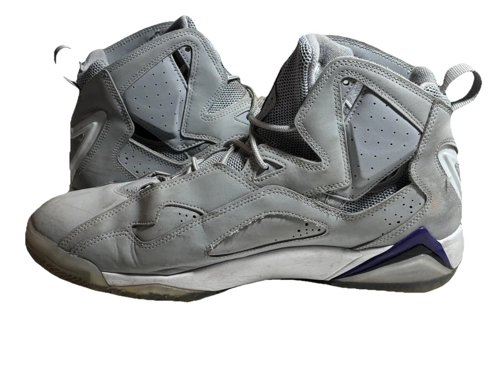 Nike Air Jordan True Flight Wolf Grey Court Purple 342964-051 Men's Size 13 - Image 4 of 4