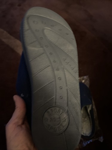 Slippers - Picture 2 of 2