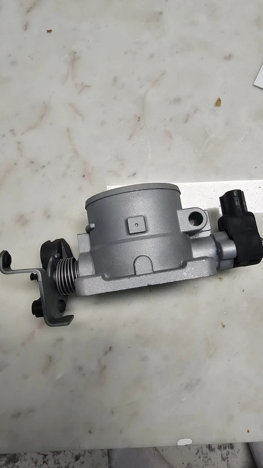 2004 Ford Expedition Throttle Body Valve Assembly VP2L1U-9U538-CA 97-03 - Image 2 of 4