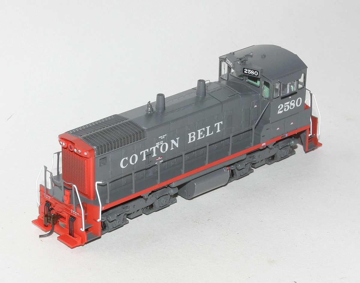 Athearn Southern Pacific HO Model Railroad Locomotives with