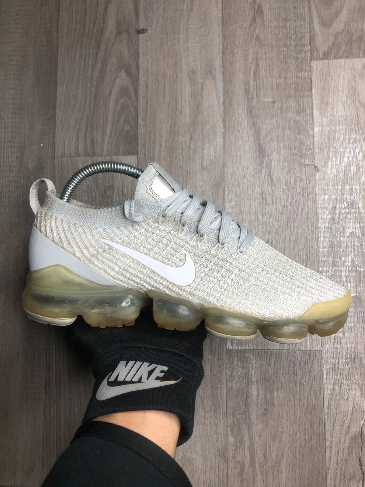 Triple White Nike Vapormaxes taglia 6 UK