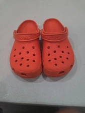 Crocs Classic Clogs Shoes Women's SZ 8  Men's SZ 6  Slip On Heel Strap