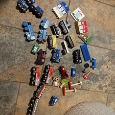 Wooden Magnetic Train Pieces Brio/ Thomas