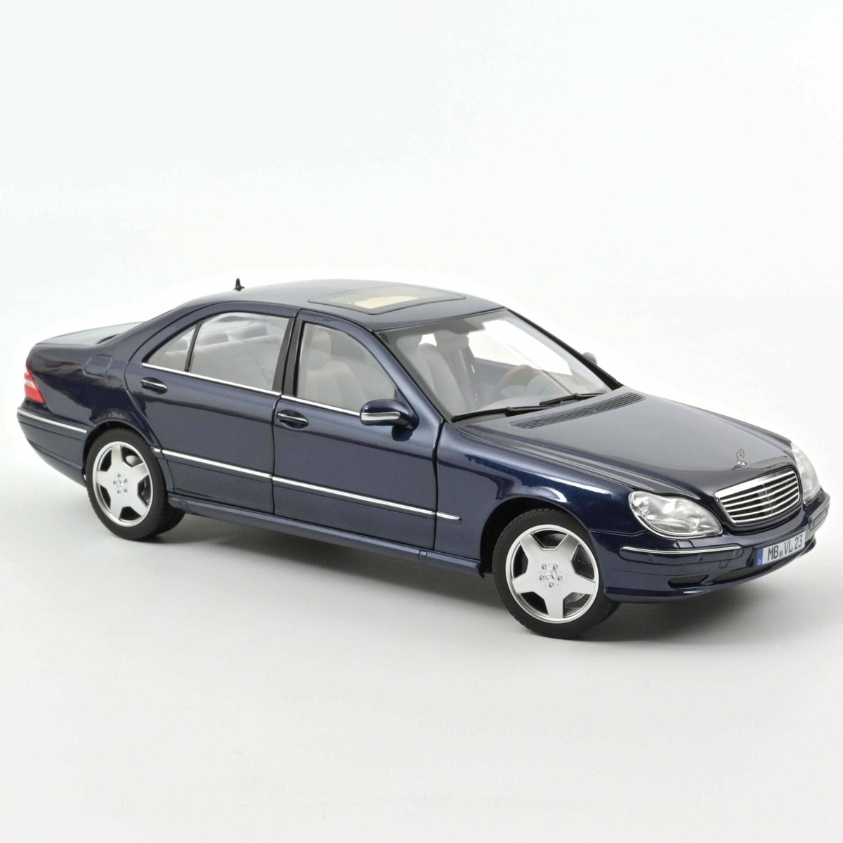 Norev - 1:18 Mercedes-Benz S55 AMG Blue Metallic (2000) | eBay UK