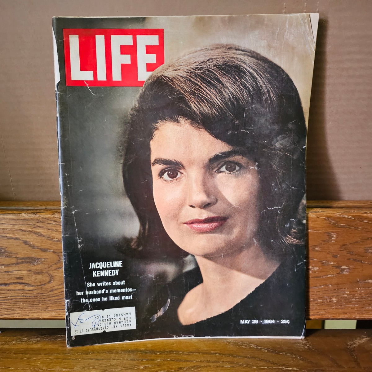LIFE Magazine May 29 1964 Jacqueline Jackie Kennedy JFK Mementos