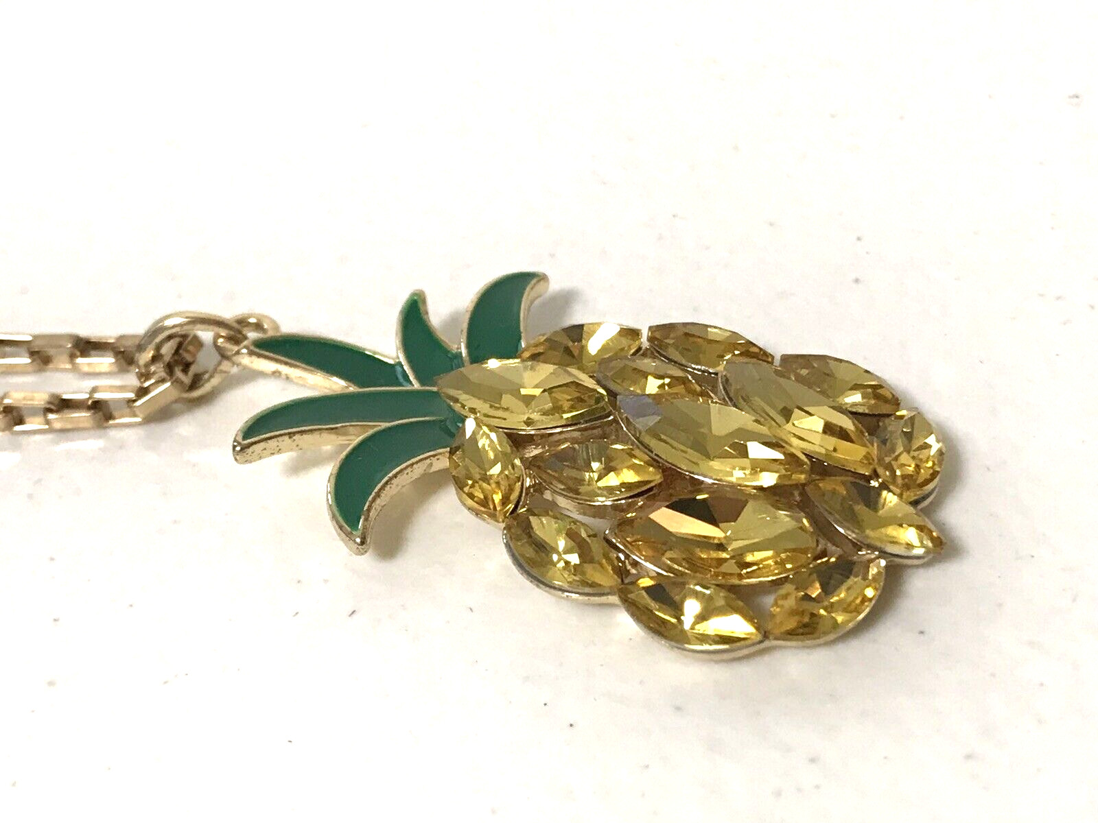 C1946 Signed Gold Tone Rhinestones Pineapple Pend… - image 6