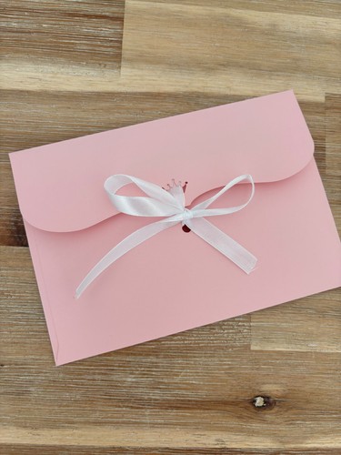 Princess Envelope with Ribbon ~ Personalised with Name & celebration | 17 x 12cm - Picture 7 of 8