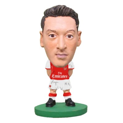 MESUT OZIL ARSENAL SOCCERSTARZ MINI SOCCER FIGURE OFFICIALLY