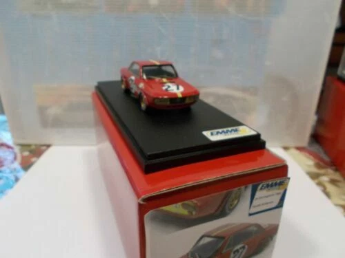 Modellini statici di auto da corsa Daytona in metallo bianco