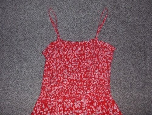 Pacific Vibes Maxi Abito Sole Rosso Bianco Ditsy Floreale XXL Spacchi Corpetto Smocked Nuovo con etichette - Foto 2 di 3