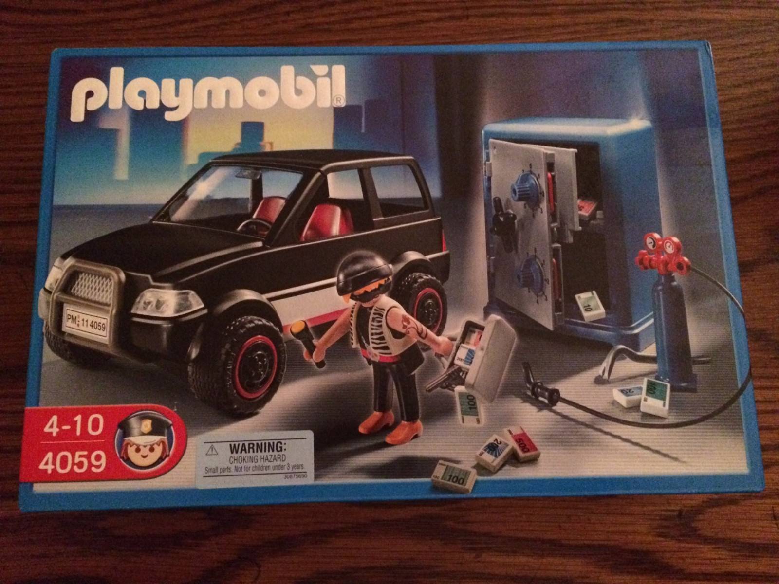 playmobil safe