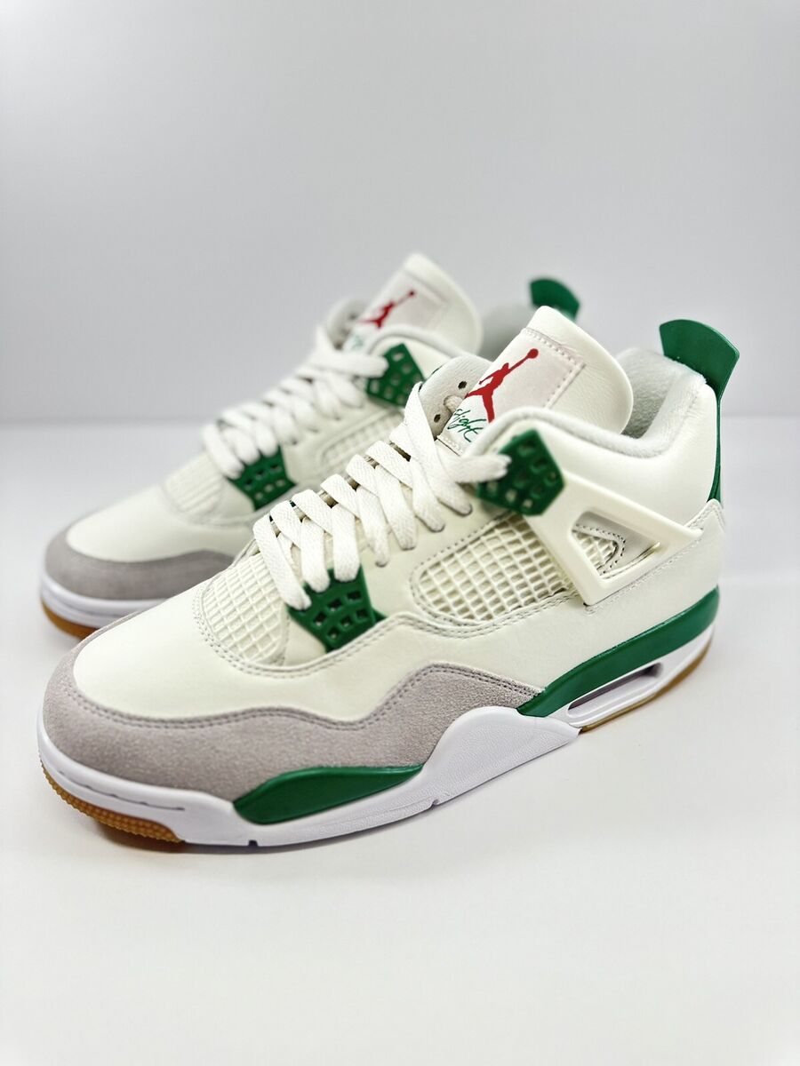 Air Jordan 4 Retro SP x Nike SB Mid Pine Green Size Men's 8 Air Jordan 4 Retro SP x Nike SB Mid Pine Green Size Men's 8