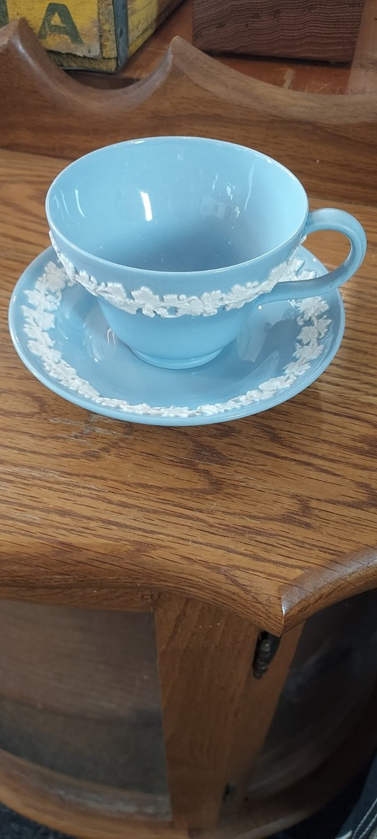 Wedgwood Queen's Ware Teacup & Saucer Set- Cream on Lavender. | eBay