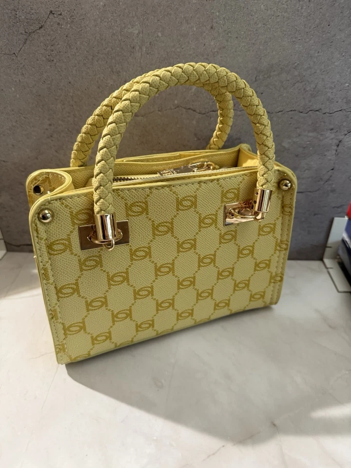 Небольшая сумка Bebe Briella с плетеной верхней ручкой - Изображение 3 из 4