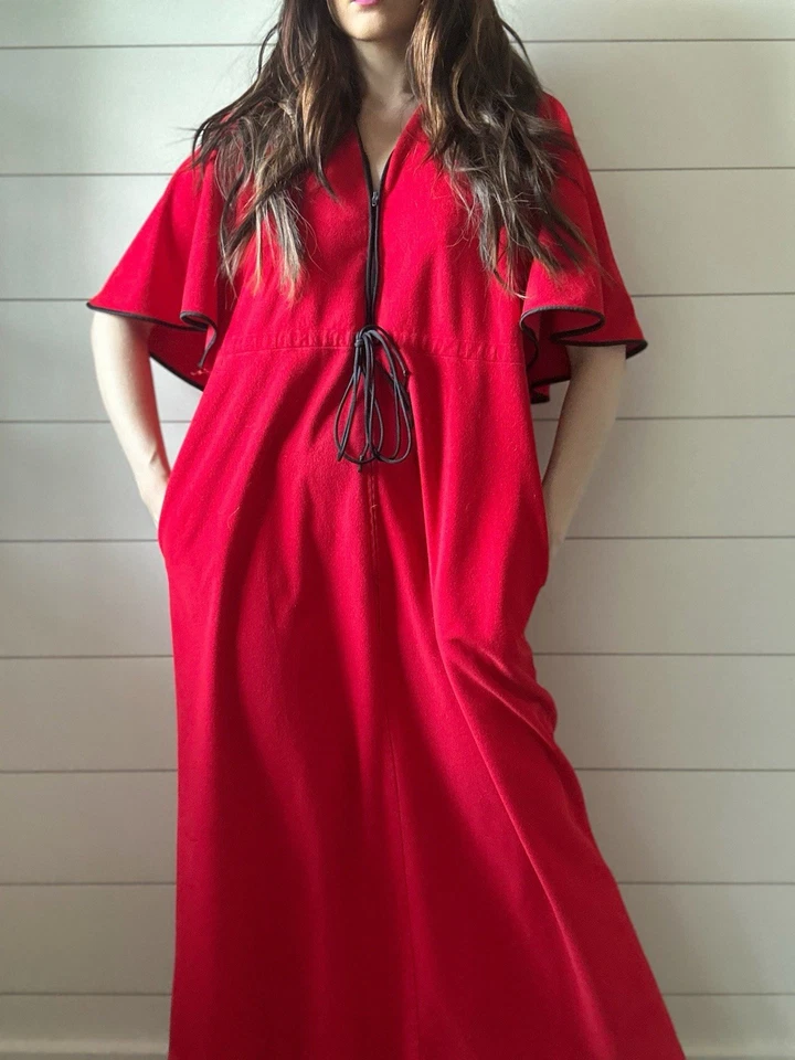 Vintage Vanity Fair Red Fleece House Dress 1970s Butterfly Sleeve - Image 2 of 4