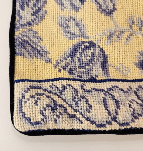Copricuscino Vintage Blu e Giallo Toilette Arazzo Floreale Punta Ago Velluto Lana 13" - Foto 12 di 14