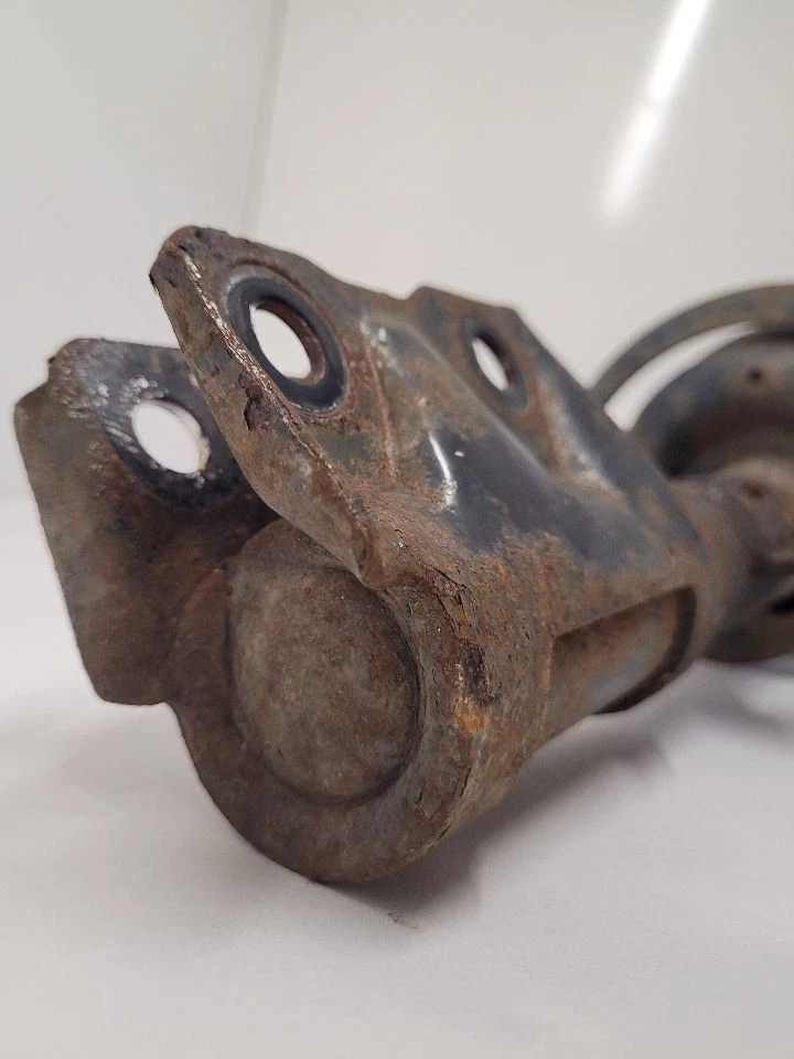 07-17 JEEP COMPASS LH Driver Strut Classic Style Vertical Rear Door Handle   - Image 4 of 4