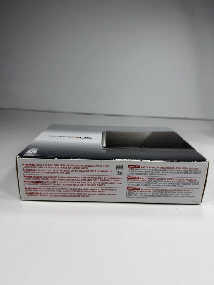 Nintendo 3DS Cosmo Black *Empty Box Only* (NO CONSOLE) Original with Manual - Image 4 of 4