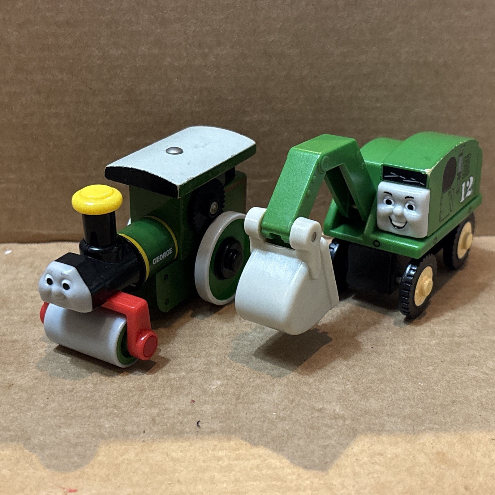 2003 Thomas & Friends Wooden Railway George Steamroller & Alfie Excavator Train