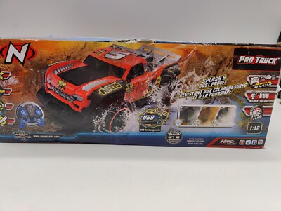 Nikko 10061 Pro Trucks, ferngesteuertes RC Auto, Offroad Fahrzeug bis 14 km/h,