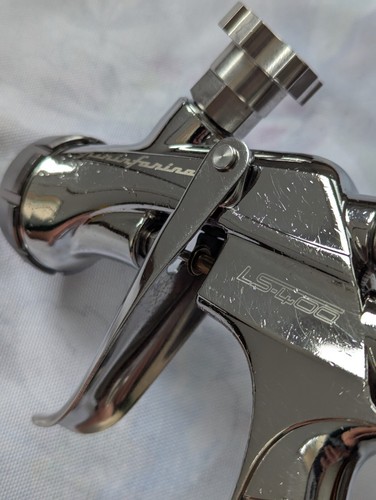 ANEST IWATA Pininfarina LS-400-04 HVLP/ Hybrid 1.4 mm. Professional Spray Gun - Picture 4 of 23