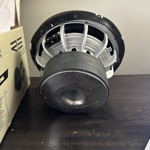 re audio sx-10 Sx10 Sx 10 dual 4ohm subwoofer rare! 1000RMS 2000MAX Needs recone - Picture 4 of 5