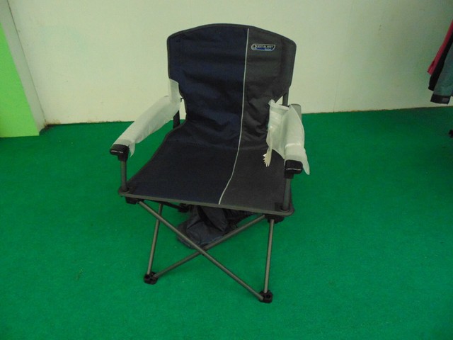 Quest Elite Deluxe Range Suffolk Folding Chair in Blue for sale online ...