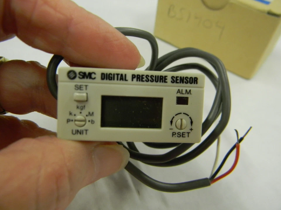 New SMC GS40-M5 Digital Pressure Sensor M1 - Image 2 of 3