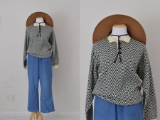 Vintage 80s Geometric Gray/Beige Pullover Acrylic/Nylon Sweater size Large