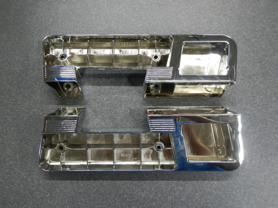 61 62 63 64 65 66 Buick LeSabre Invicta Wildcat Electra reposabrazos trasero base par Foto 2 de 4