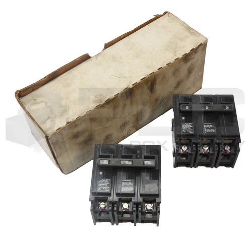 BOX OF 2 NEW MURRAY ELECTRICAL MP330 CIRCUIT BREAKER 30A 3P 240V TYPE MP-T