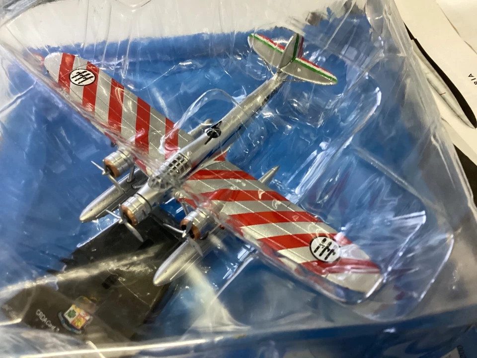 Aeronautica  militare  CANT Z.506B  “AIRONE ”  1/200, die-cast - Immagine 3 di 4