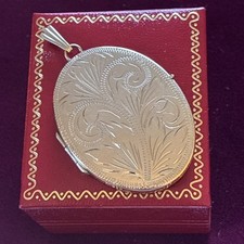 Large 9ct Rolled Gold Locket Keepsake Oval Large Photo Pendant