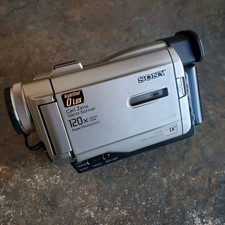 Sony DCR-TRV8 Mini DV Handycam Tapeless MOSTLY FUNCTIONAL READ DESCRIPTION