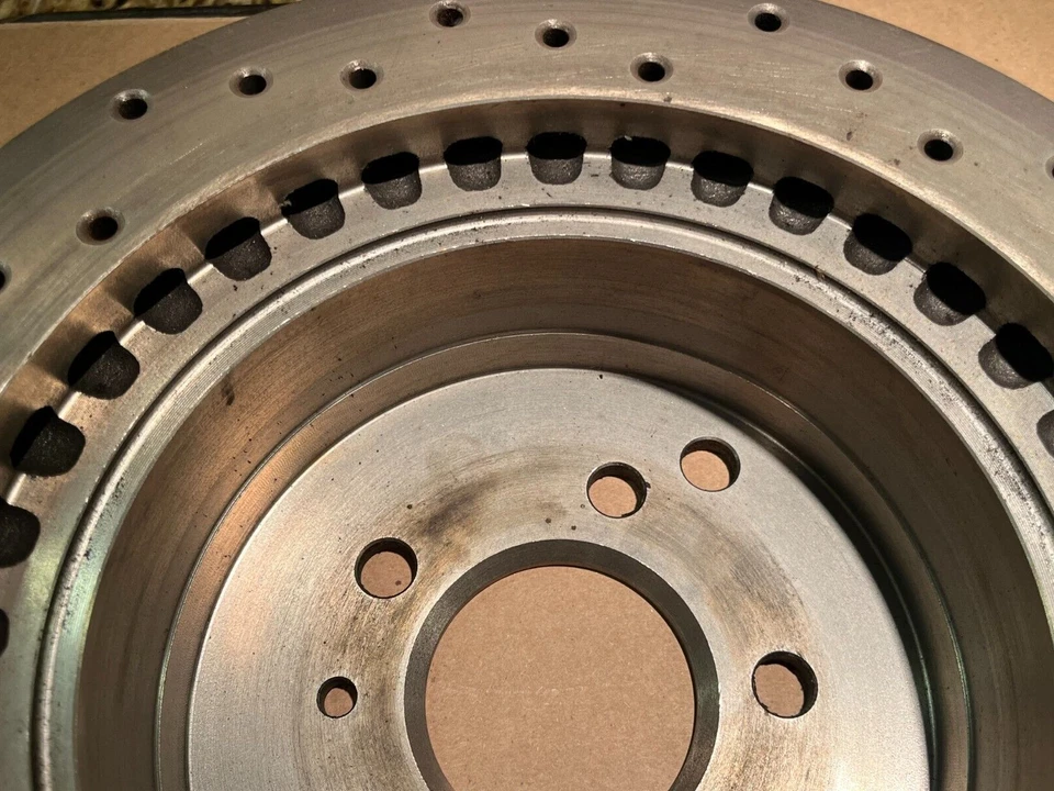 1988-1991 FERRARI TESTAROSSA BREMBO PERFORMANCE BRAKE DISC ROTORS REAR SET- NEW — 第 2/4 张图片