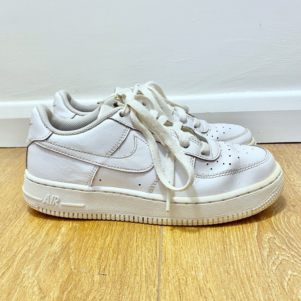 air force white size 4