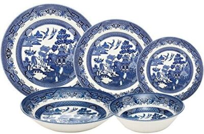 CHURCHILL BLUE WILLOW 30 PIECE DINNER SET PLATES BOWLS NEW